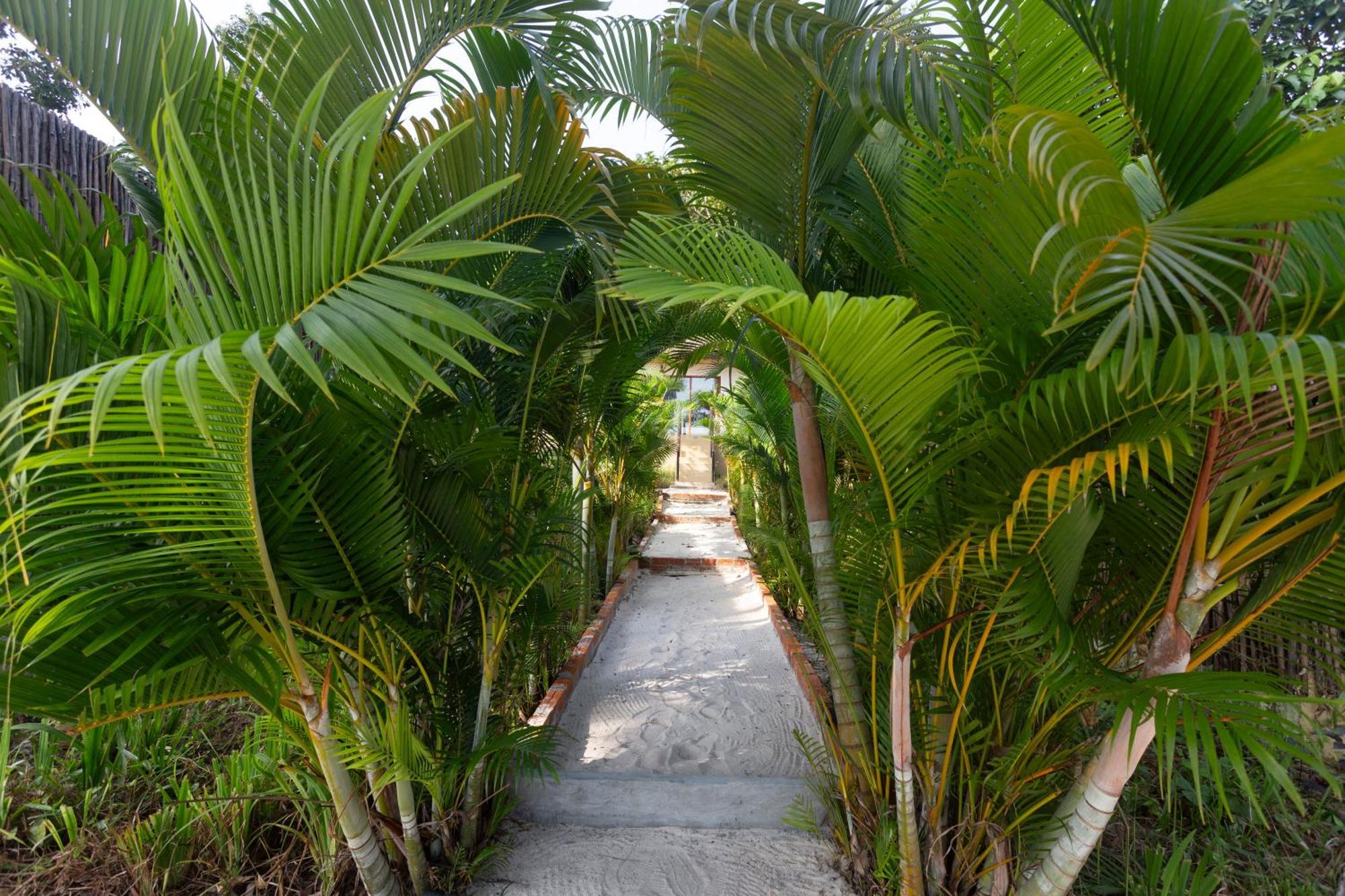 Hotel Anaya Koh Rong Pagoda Beach Exterior foto